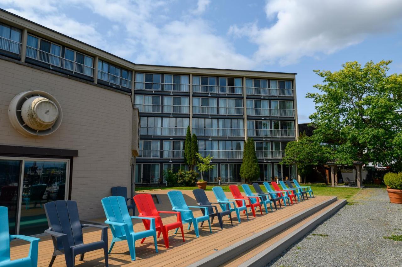 Oceanfront Suites At Коуичан Бей Екстериор снимка